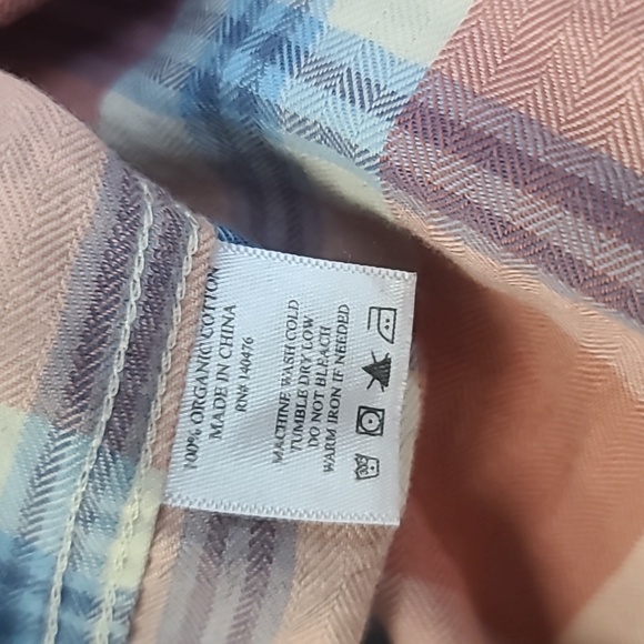 Faherty shirt - Picture 7 of 8